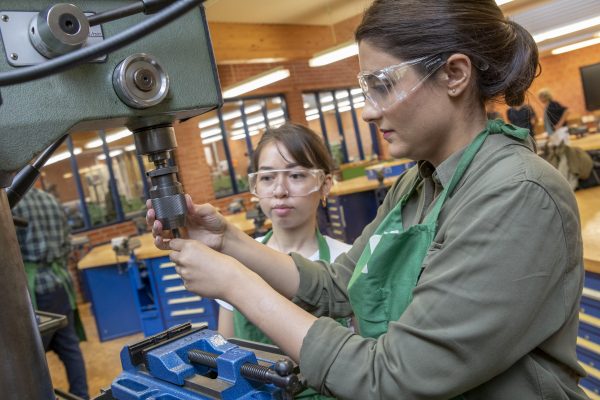 Berufliche Schulen BS 13