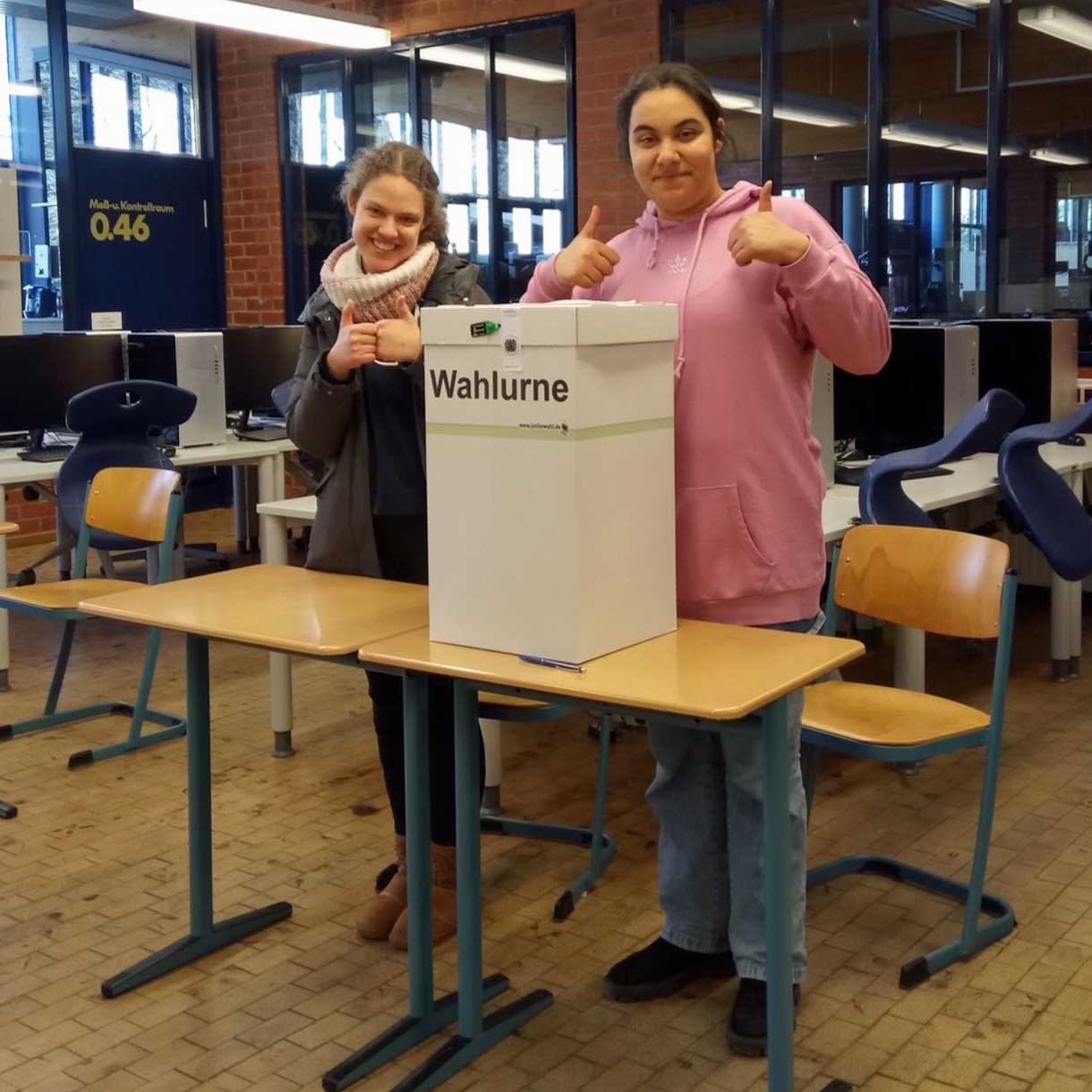Juniorwahl zur Bundestags- und zur Bürgerschaftswahl 2025 an der BS13